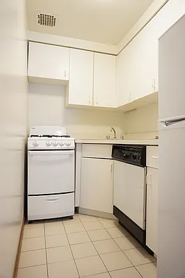 Rented by Alexander Hidalgo, Inc. | media 10