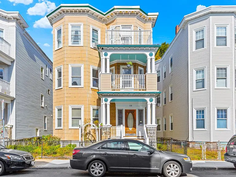 19 Taft St #3 — Photo 19