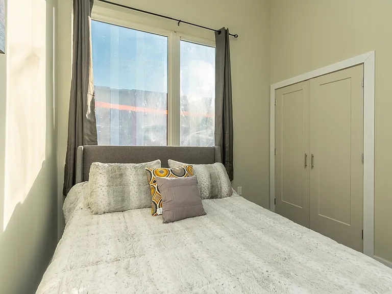 438 Wiota St #2R — Photo 19