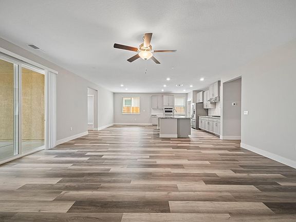 4th image of 2079 Melrose Landing