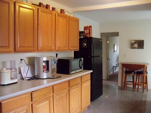 5th image of 15 Lotus Ave