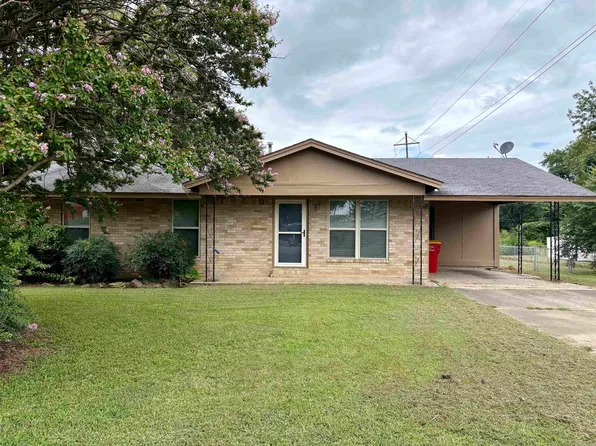 119 Adams St, Morrilton, AR 72110