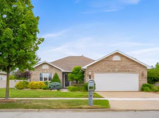 1271 Medlee Dr, Hobart, IN