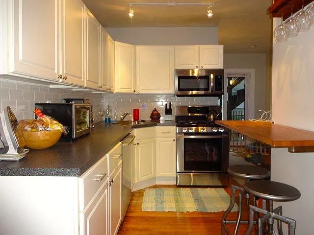 1 bed, 650 sqft, $3,200 — Photo 4