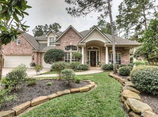 10 Serenity Woods Pl, Spring, TX 77382