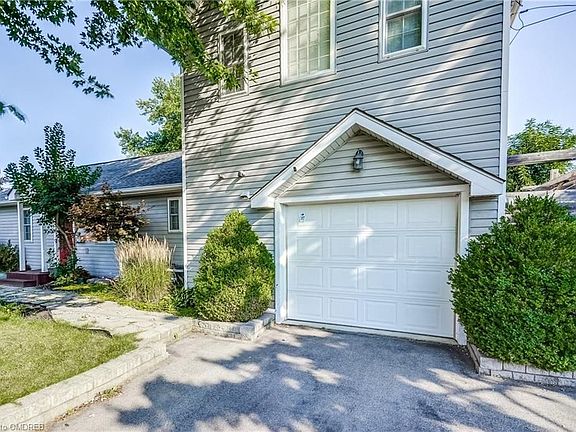 4th image of 50 Bromley Dr