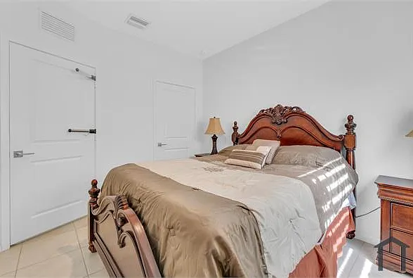 424 NE 4th Ave #424 — Photo 10