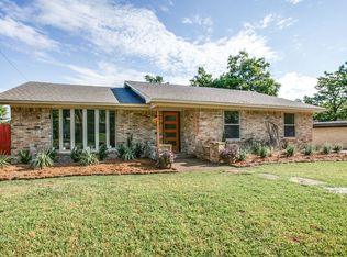 9051 Fringewood Dr, Dallas, TX 75228