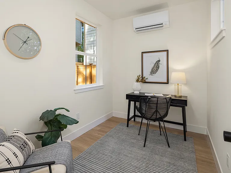 11810 NE 103rd Pl — Photo 16