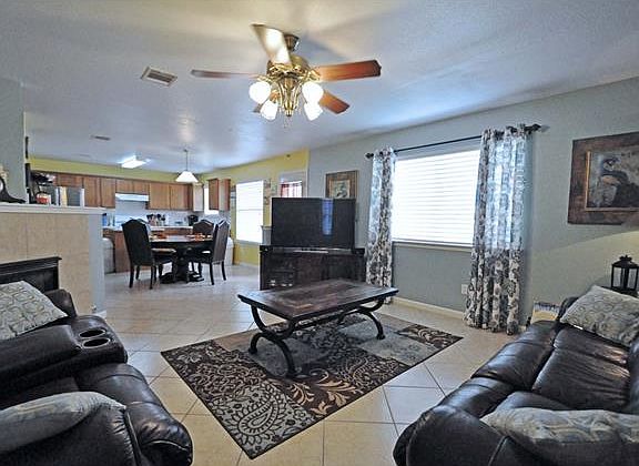 3rd image of 2064 Buckley Ln