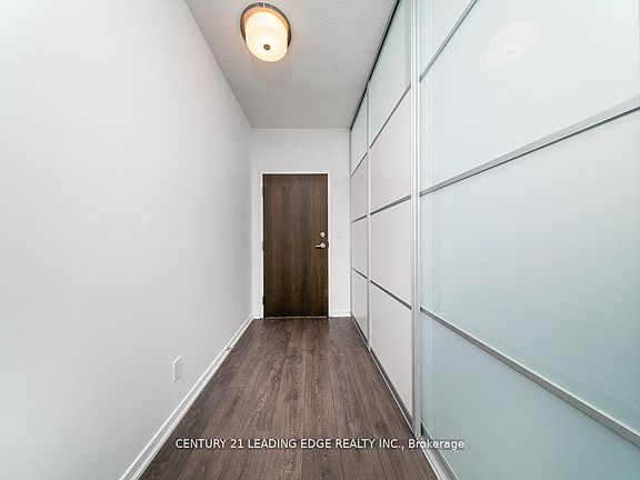 4th image of 68 Abell St Unit 616