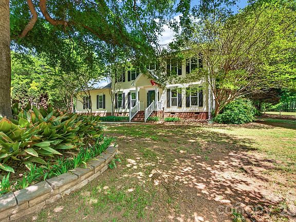 2nd image of 1820 Riva Ridge Ct