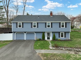 23 Pine Ridge Cir, Reading, MA 01867