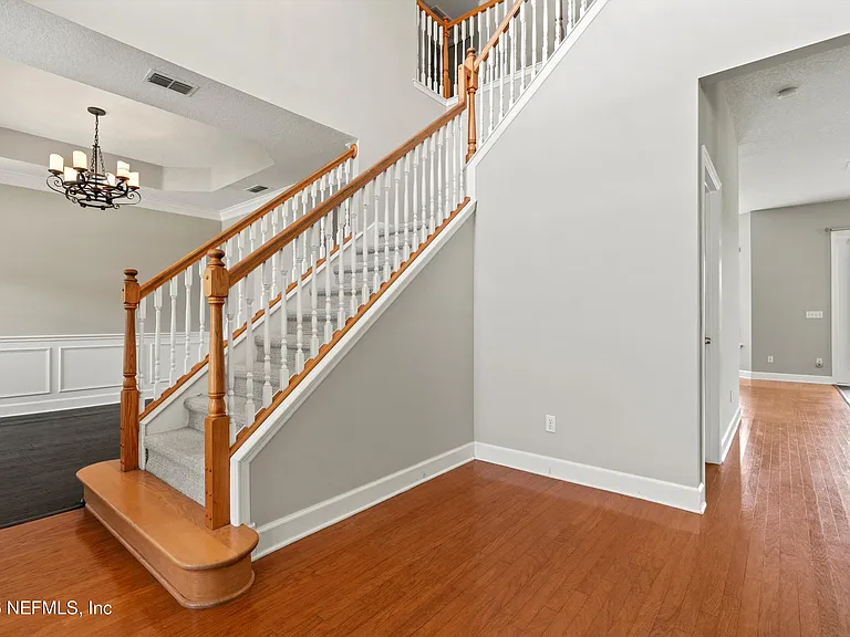 7610 Sentry Oak Cir W — Photo 4