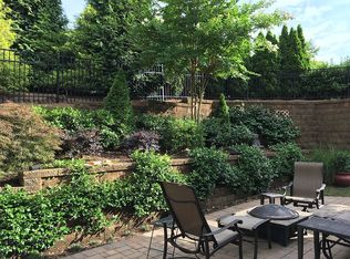 2010 Weston Green Loop, Cary, NC 27513