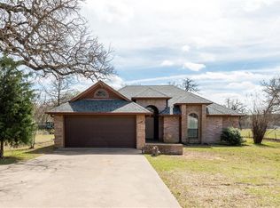 207 W Broadway St, Kennedale, TX 76060