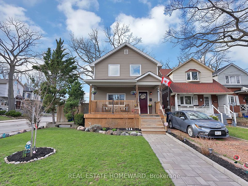 1st image of 2 Lynn Rd