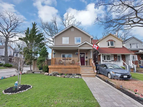 2 Lynn Rd, Toronto, ON M1N 2A3