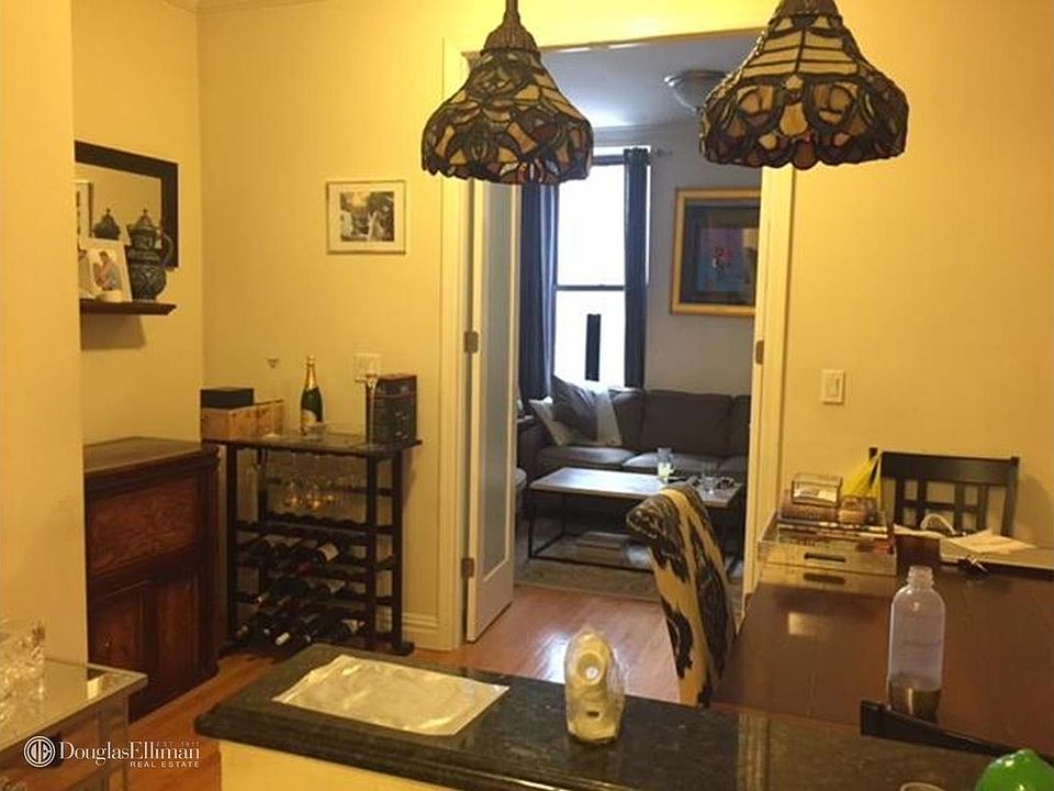 2nd image of 1171 2nd Ave APT 2S