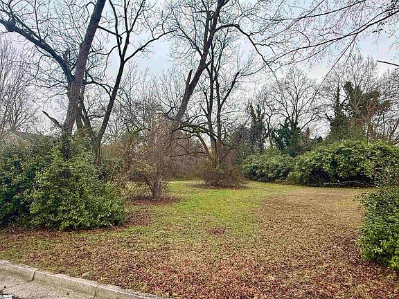 2nd image of Hickory St