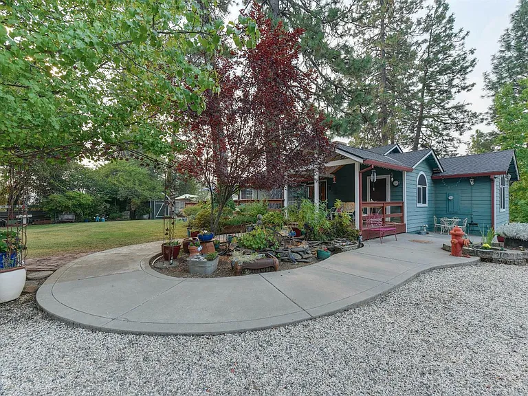 1155 Swanson Ln — Photo 49