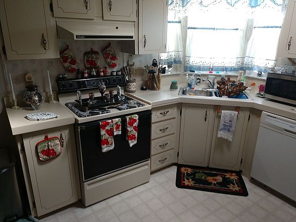 5th image of 548 Osprey Pl