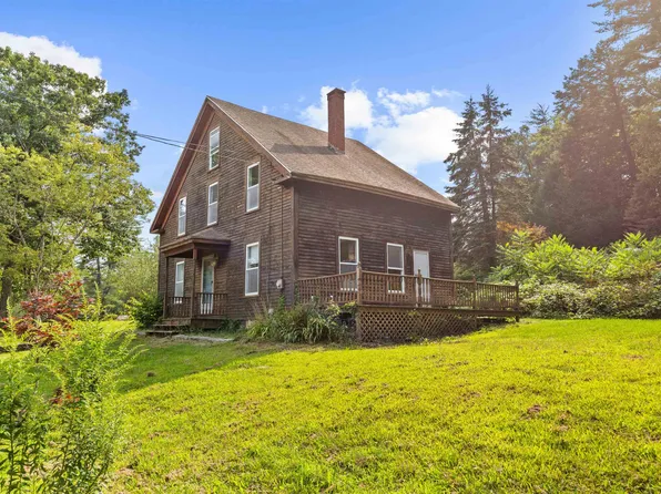 380 Stage Road, Nottingham, NH 03291