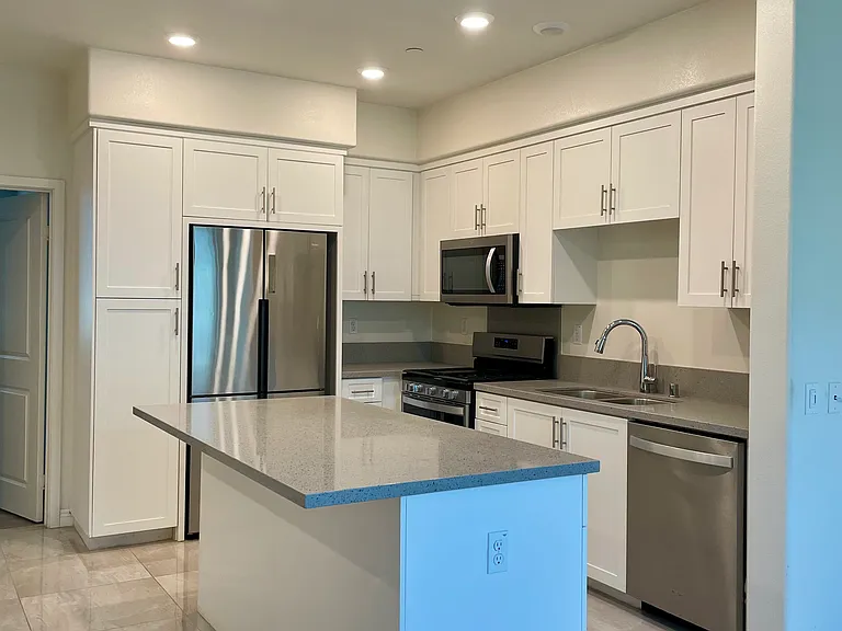 11760 Carriage Ln — Photo 5