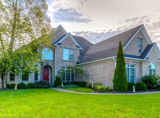 309 Whispering Brook Dr, Nicholasville, KY 40356