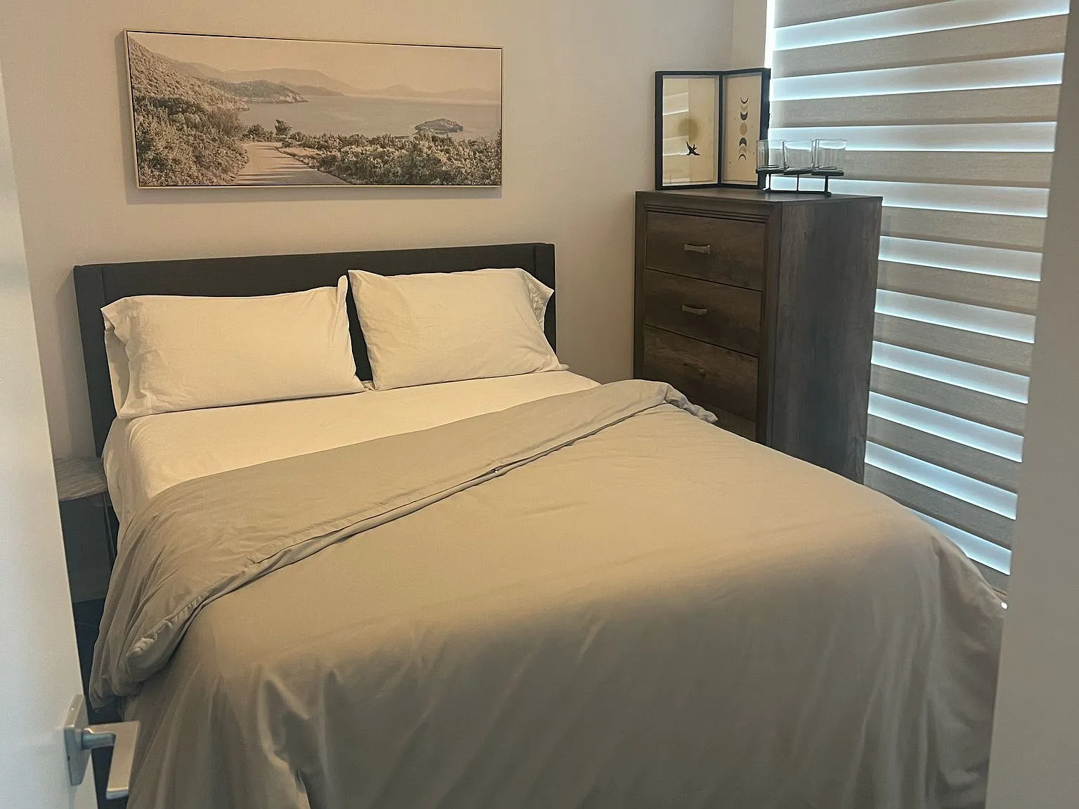 2 bed, $2,600 — Photo 4