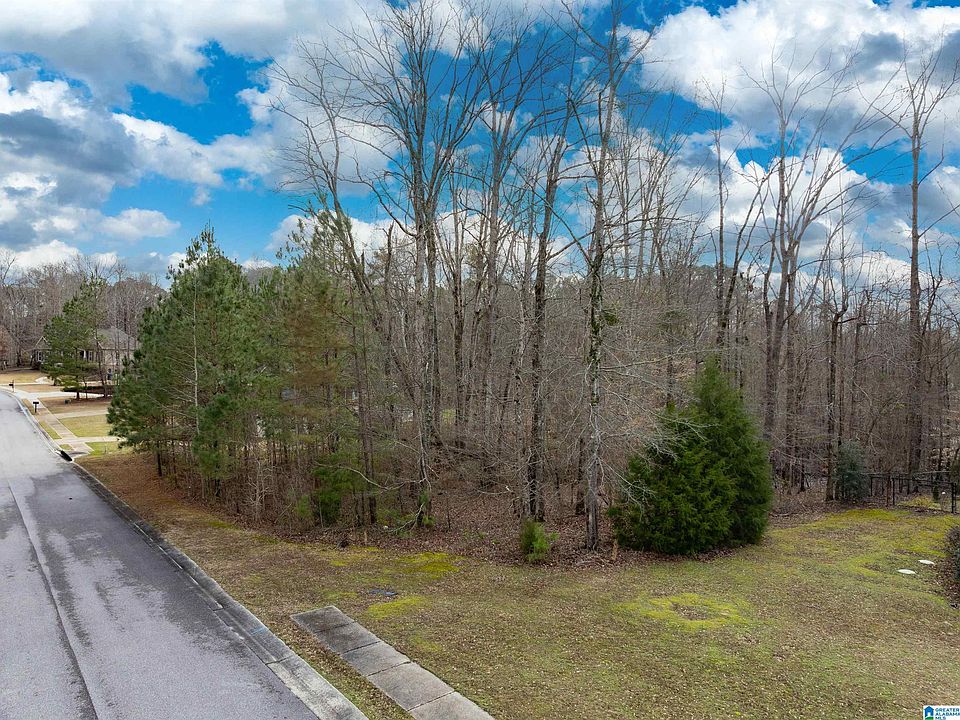 1st image of 135 Glenstone Dr #16
