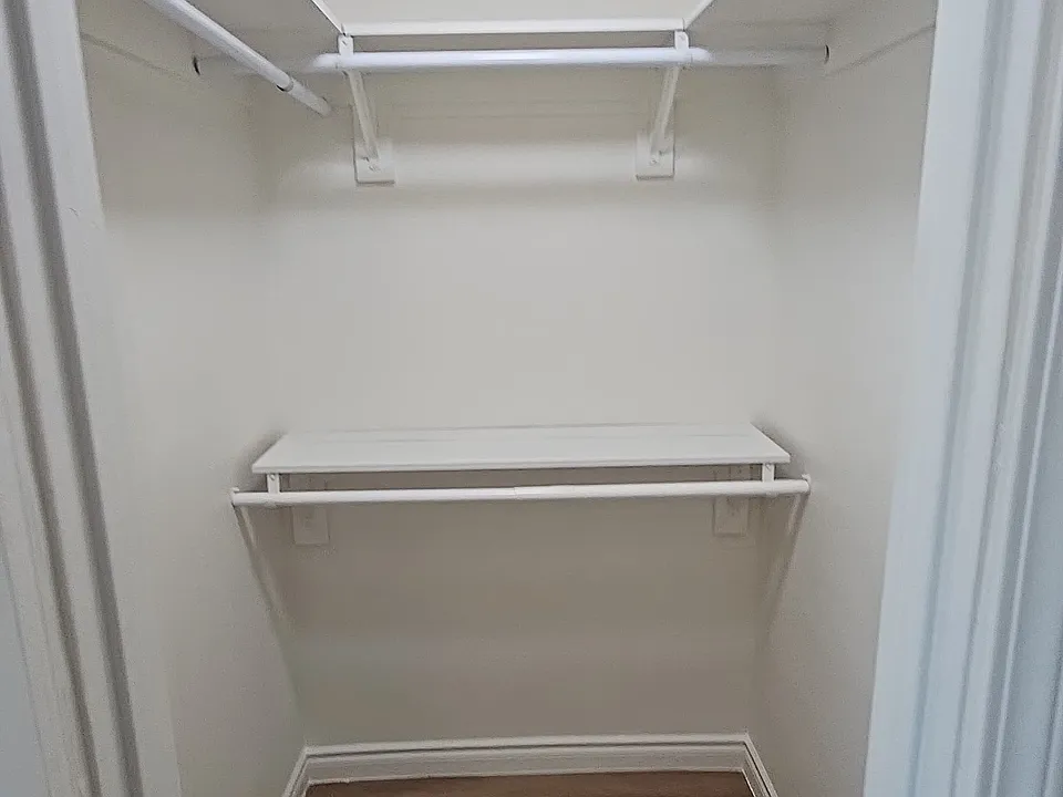 Walk in Closet