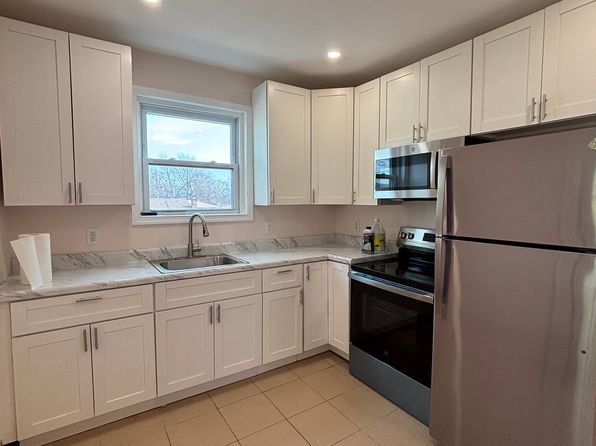 301 Amsterdam Ave Floor 2