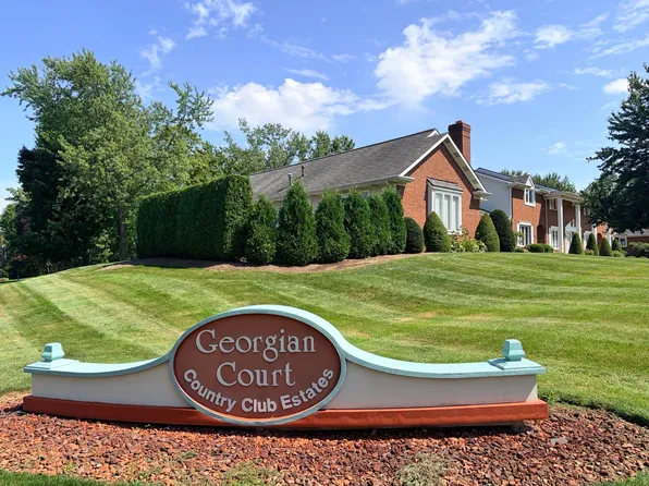 3205 Georgian Ct, Erie, PA 16506