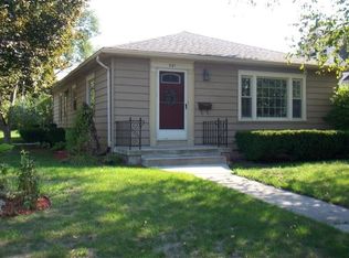 201 Wilson Ave, Waukesha, WI 53186