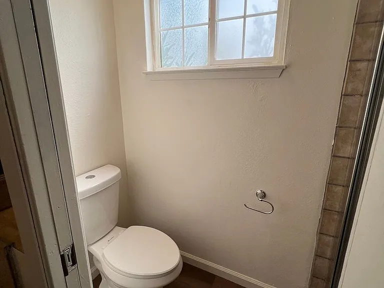 838 El Dorado St — Photo 28