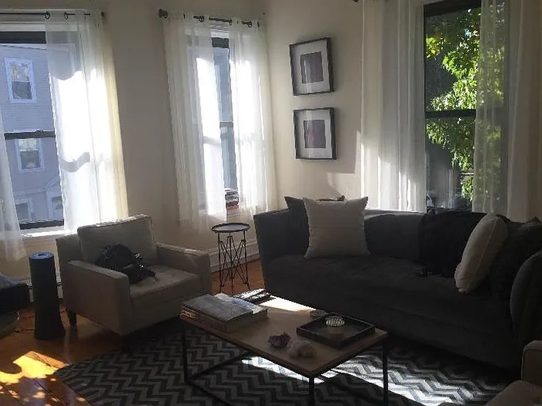183 Harvard St #3 — Photo 2