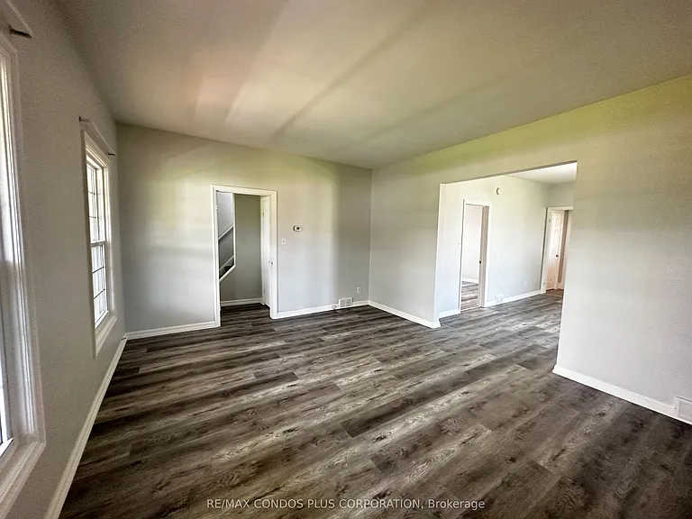 758 Niagara Stone Rd #3 — Photo 12