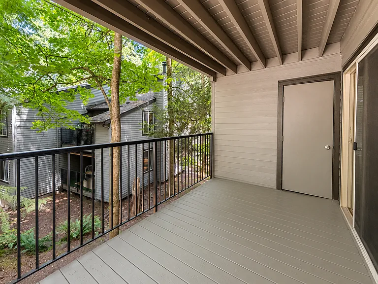 14638 NE 80th Pl — Photo 20