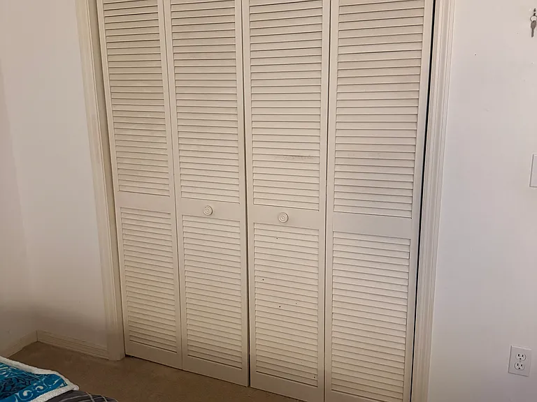 1455 Whitewood Ave — Photo 3