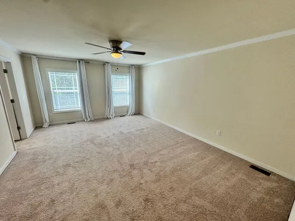 11425 Hayloft Ln, Glen Allen, VA 23060