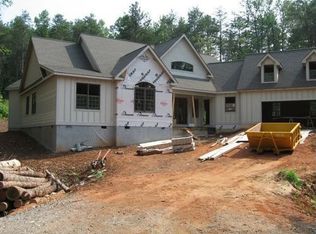 42 Forest Ridge Dr, Tryon, NC 28782