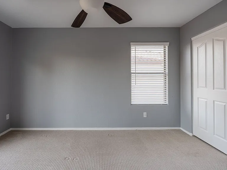 1546 E Nightingale Ln — Photo 41