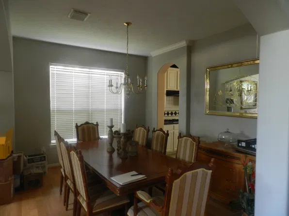 503 N Marathon Way, Stafford, TX 77477