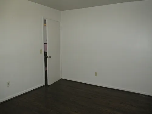 1668 Crest Hill Ave #1 — Photo 17