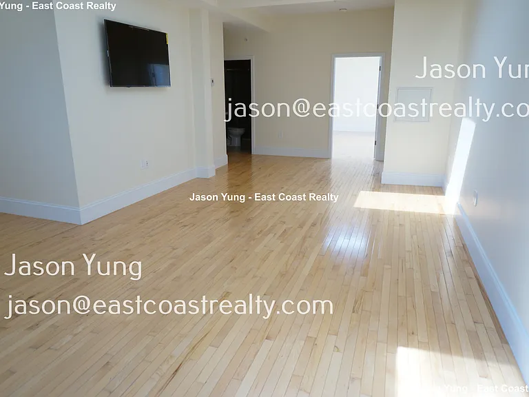 1032 Commonwealth Ave #2 — Photo 24