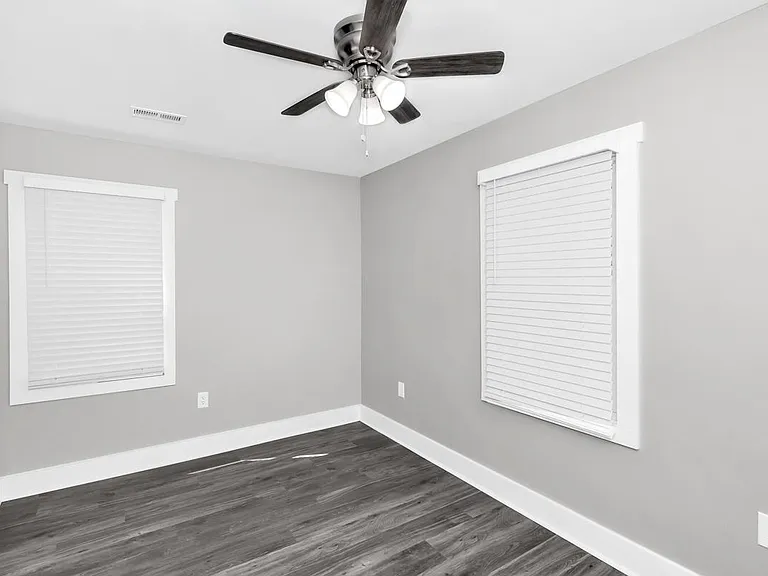 908 Fairway Dr NW — Photo 6