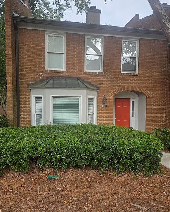 1st image of 4121 Boxwood Way