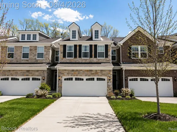 40115 Premier Dr #22, Plymouth, MI 48170