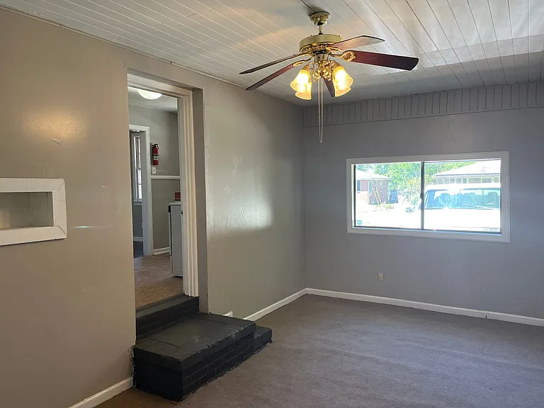 2914 Blan St — Photo 11